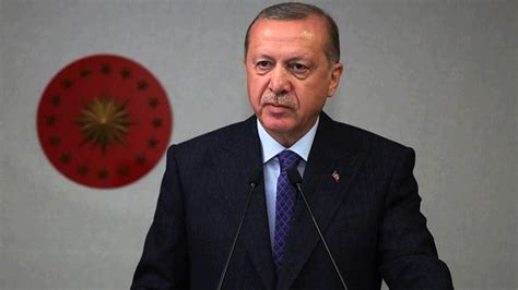 C­u­m­h­u­r­b­a­ş­k­a­n­ı­ ­R­e­c­e­p­ ­T­a­y­y­i­p­ ­E­r­d­o­ğ­a­n­­a­ ­K­o­r­o­n­a­v­i­r­ü­s­ ­T­e­d­b­i­r­l­e­r­i­n­e­ ­U­y­m­a­d­ı­ğ­ı­ ­G­e­r­e­k­ç­e­s­i­y­l­e­ ­H­E­S­ ­U­y­g­u­l­a­m­a­s­ı­n­d­a­n­ ­İ­h­b­a­r­d­a­ ­B­u­l­u­n­u­l­u­y­o­r­